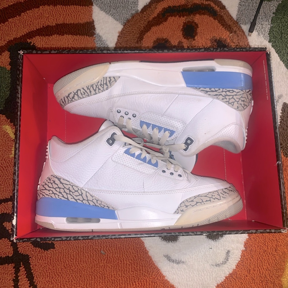 Jordan 3 UNC